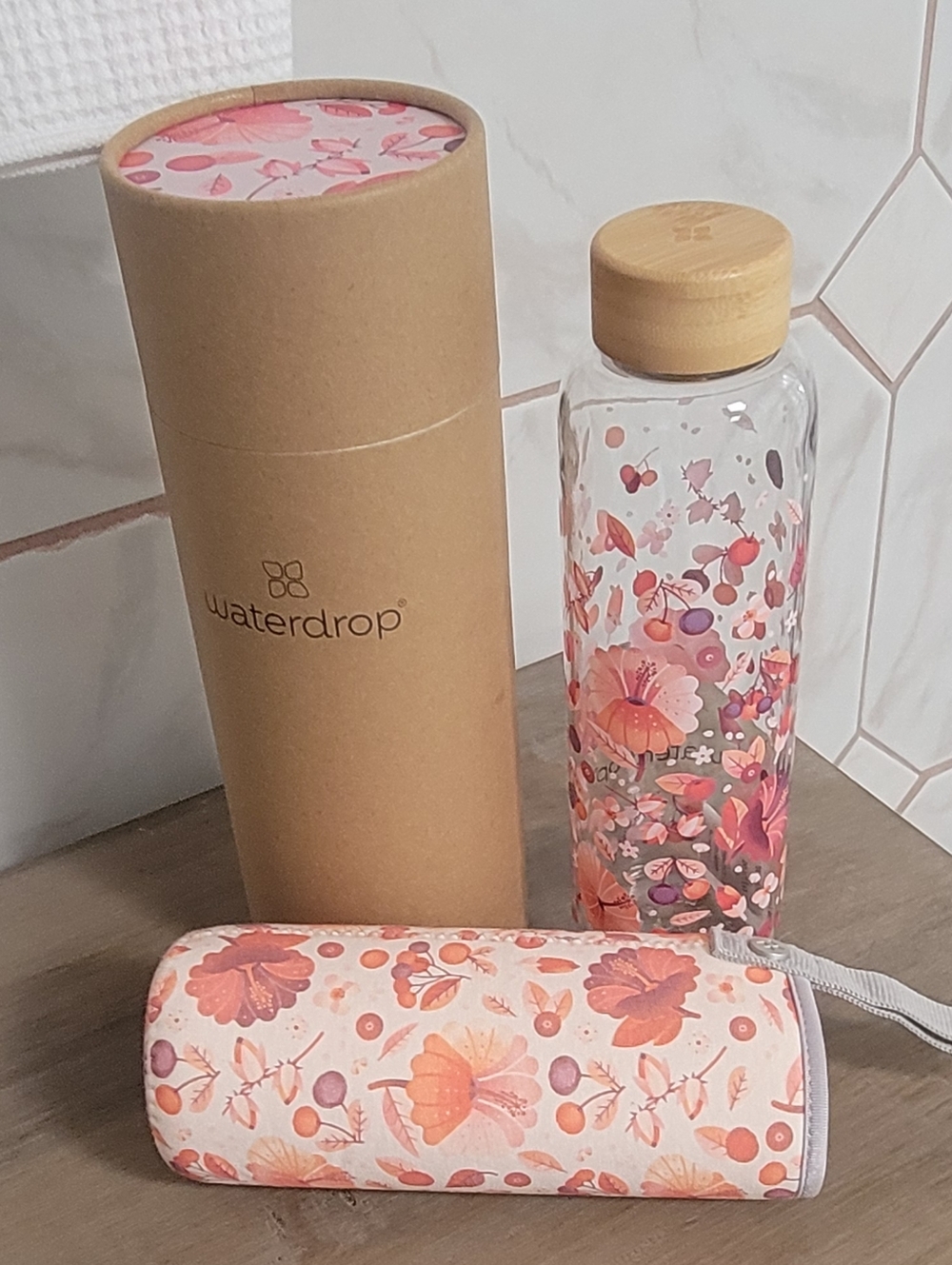 waterdrop Floral Glass Water Bottle with Pink Floral Sleeve